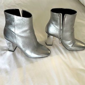 Michael Kors ankle booties with heel metallic